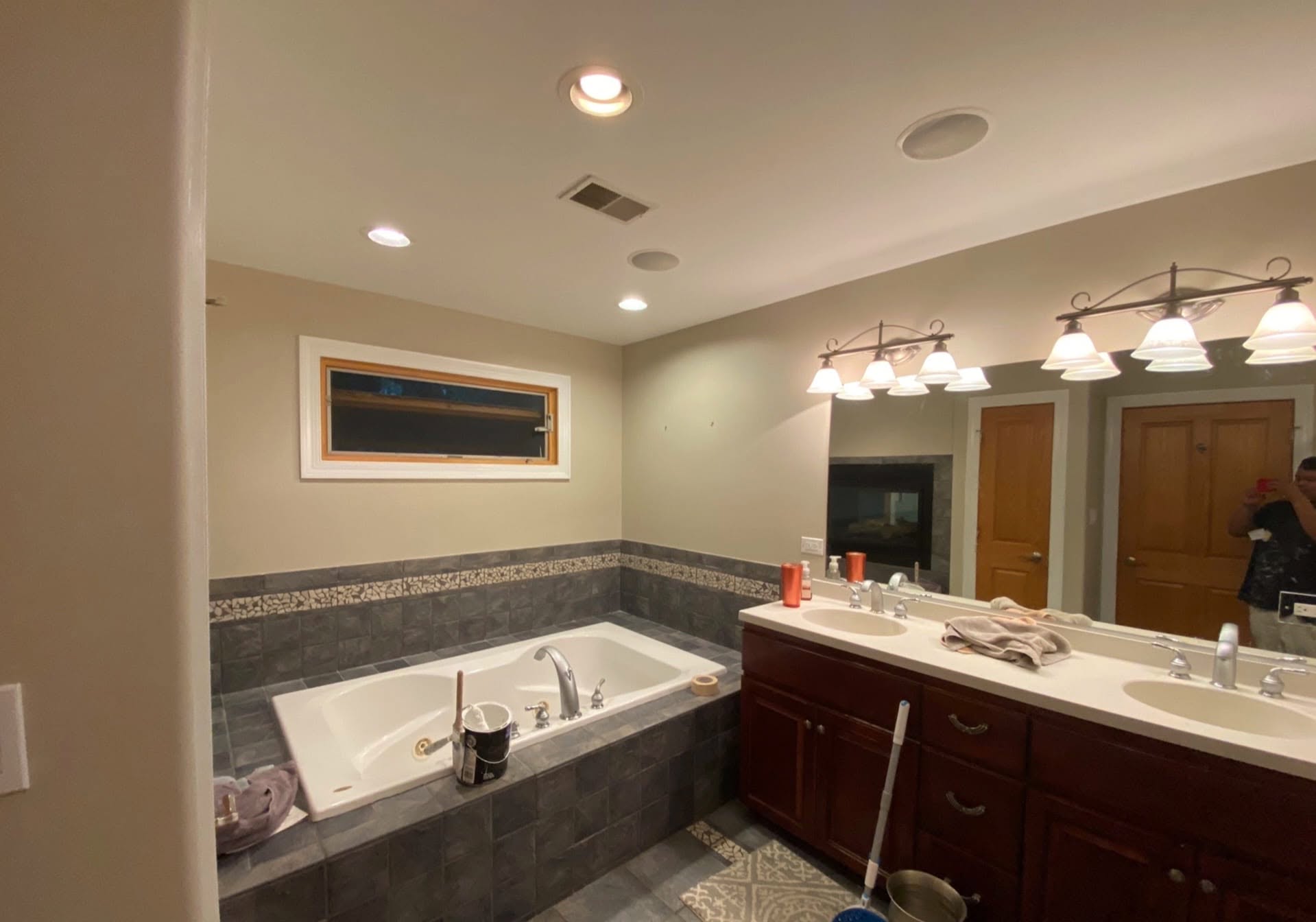 Bathroom Interior Painting